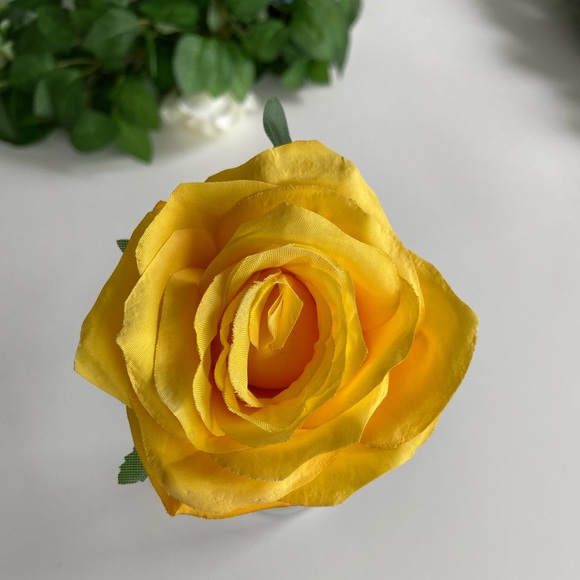 Realistic Large Silk Roses Flowers Various Colors  - 48 piece set - Picture 6 of 16